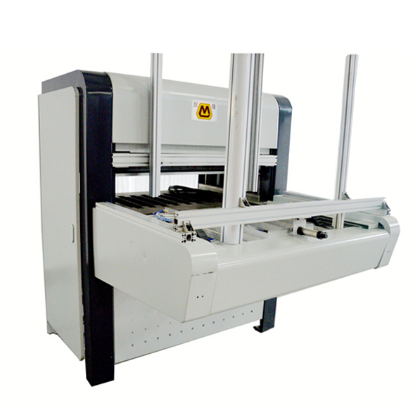 <b>�����ޛ_���ŏUһ�w�C(j��)</b>